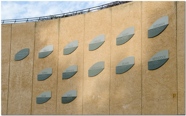 עיצוב אנדרטאות